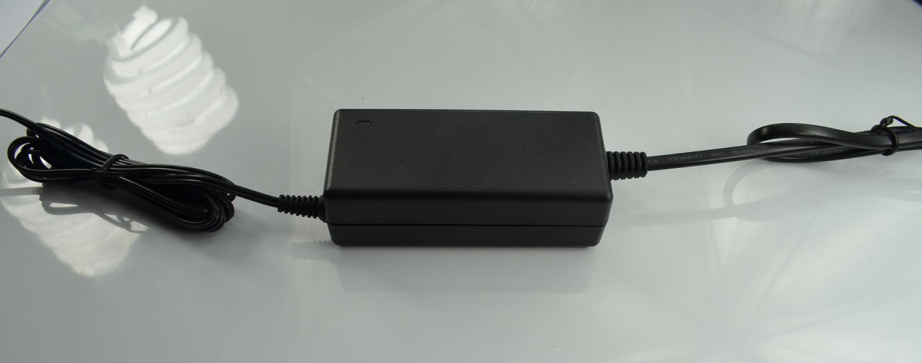 24W Desktop Power Adapter – Bild 4